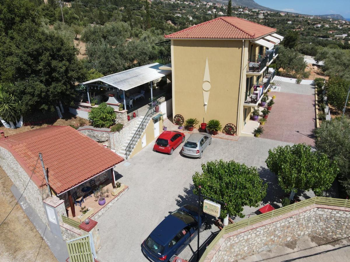 Apsedes Studios Τραπεζάκι Εξωτερικό φωτογραφία